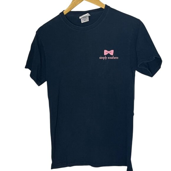 Simply Southern Women's S Short Sleeve Graphic‎ Tee Navy Pink Floral Logo Preppy - Picture 1 of 7